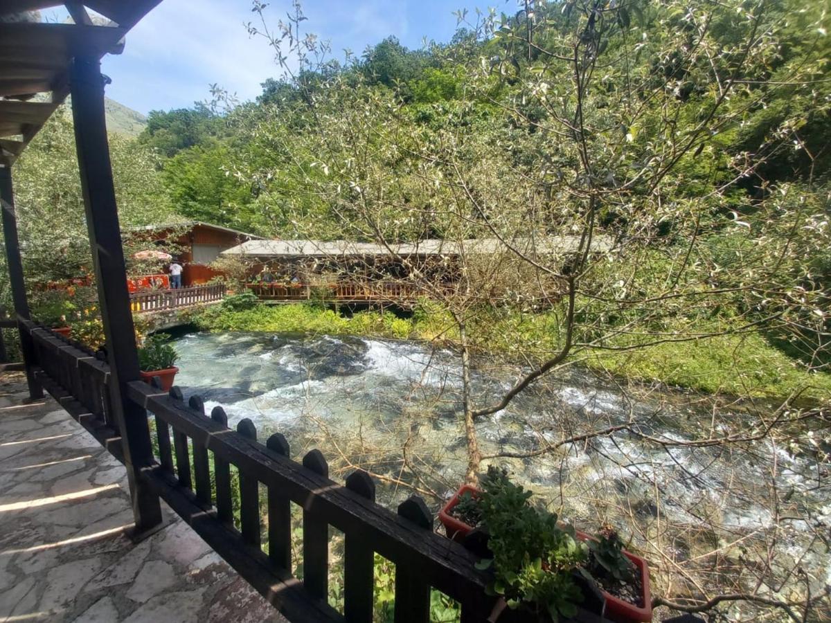 Villa Syri Kalter Sarandë Exterior foto